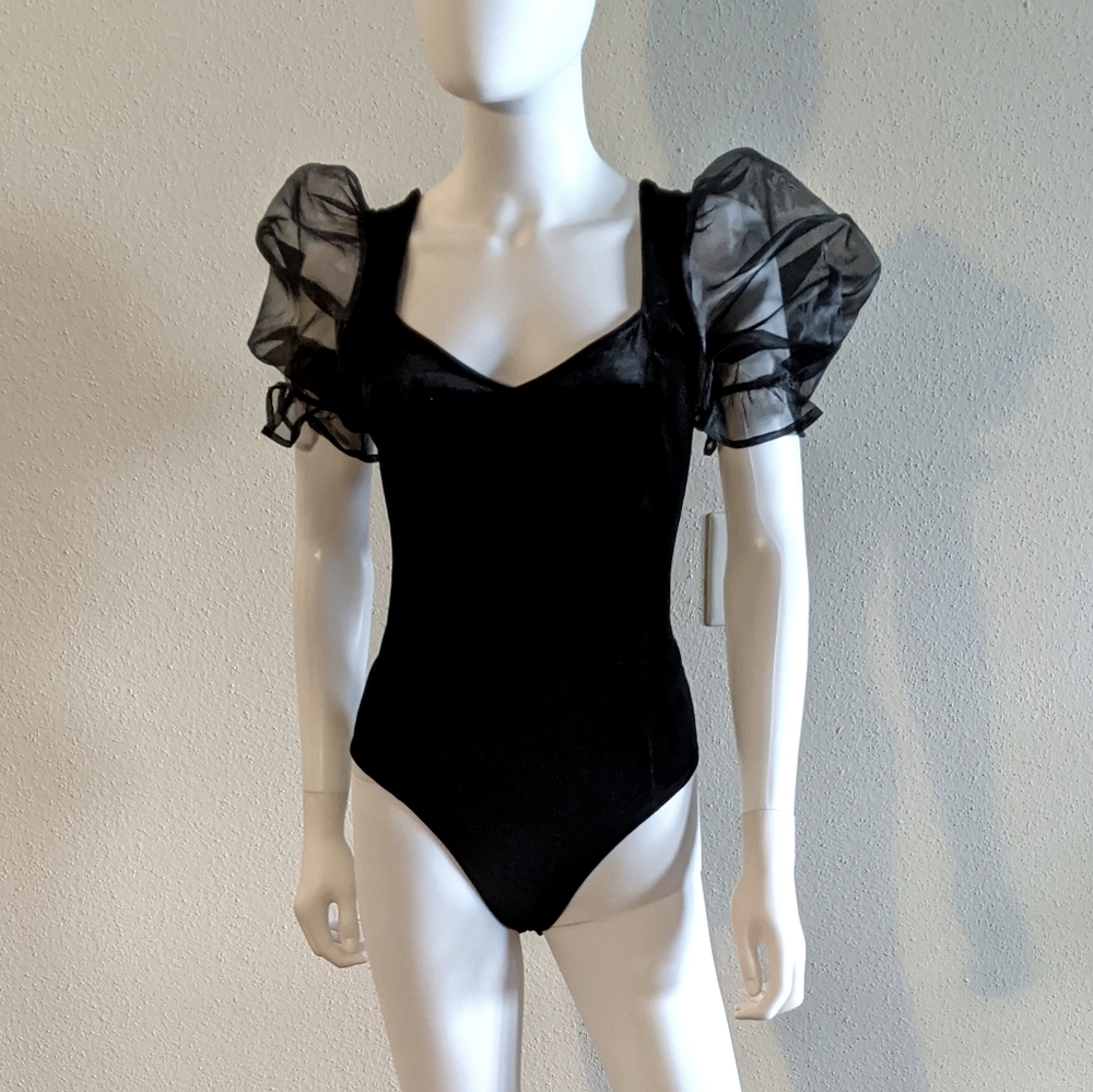 Velvet Puff Sleeve Bodysuit